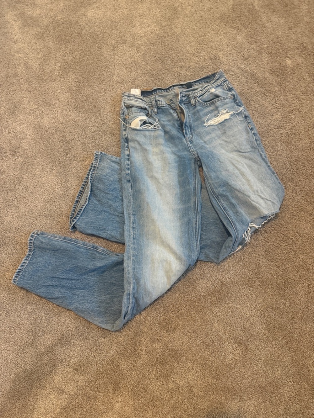 American Eagle Outfitters Light Blue Distressed Straight-Leg Jeans